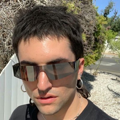 MUSICIAN/BAND | 1/5 of @Ptxofficial | Tiktok: Messer.PTX | Cameo: Mitchgrassi | NOISE 🏳️🌈