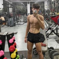 Pi Pún (@bitophf82) 's Twitter Profile