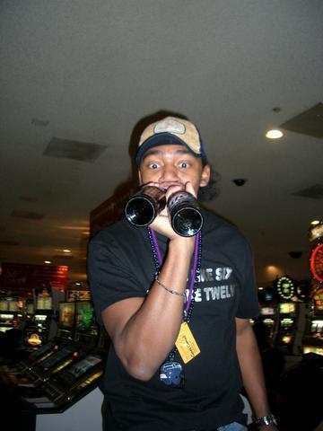 BigTweetingGary's profile picture. I am me, plain and simple so HA!!! I'm young entrepreneur in seattle just trying to leave my mark on the world...