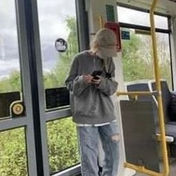 Ievwiawwer8134's profile picture. 