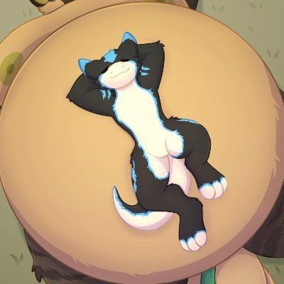 27 // VRChat // (big) Paws // Inflation // Hyper Shlong // Bi leaning female // Single // likes comedy and animated movies and anime