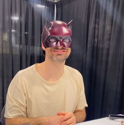 fandomphilopsy's profile picture. movies-series-pop culture