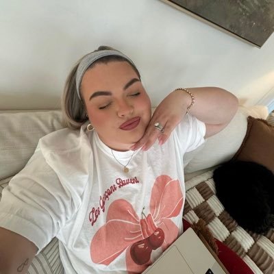 Dm me with your cashapp tag or PayPal or Venmo and get spoiled instantly