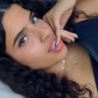 Letícia (@lettlms) 's Twitter Profile