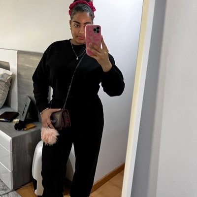 DjamilaLiriel's profile picture. 