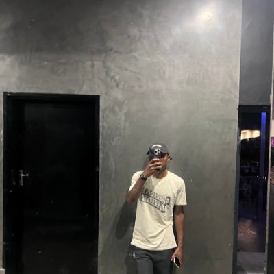 Supa ilo🦸🏽♂️|Cars 😮💨|Learner| Here for https://t.co/xoGTEZyiUG | nafimbi..😅