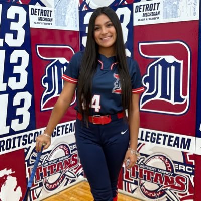 Texas Bombers Gold National 18u, 2025, C/UT, New Braunfels High School Varsity Softball, Philippians 4:13, University of Detroit Mercy Commit ❤️🤍💙