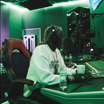 kalawski00's profile picture. 00