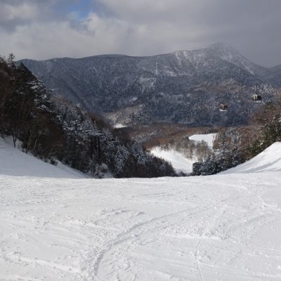 趣味はスキー、サバゲー、マラソンです。
2024年からフルマラソンも出始めました。
「下手の横好き」の通り、のんびり好きな趣味を続けてます。無言フォロー失礼します。
よろしくお願いいたします。