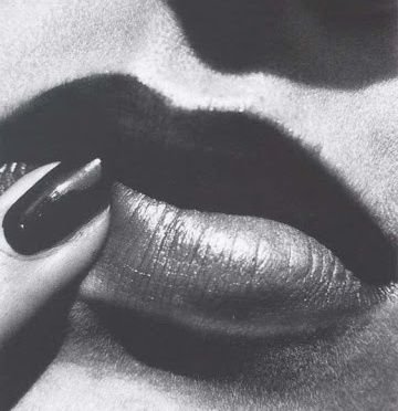 LuluMark79576's profile picture. Just got into crypto and already considering selling a kidney. 🤯💸 BTC, ETH, XRP… Too many coins, not enough funds. 0xcDC6c07A15A1471f1E045A4f3033F76cb18f9475