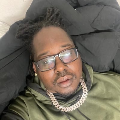 ironicrich's profile picture. 