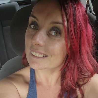 Pom in Darwin, Australia 🐨 🦘 Mycophile 🍄 loves a 🍺 obsessed with talking about exercise and completed Brisbane Marathon during my backpacking Journey 😊