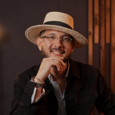 soydoncata's profile picture. 📣• Podcast Más Klaro con Don Cata 📢