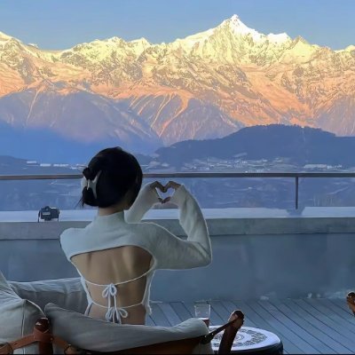 Gentle_Millie's profile picture. The charm of maturity is the unique temperament bestowed by time. ✨🌸
True elegance is inner calmness and confidence. 💖👑