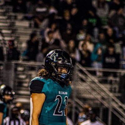 ElyMateus35's profile picture. #22 Reagan football/Reagan wrestling
#27Strong#LLE#BuryTheExcuses#Work