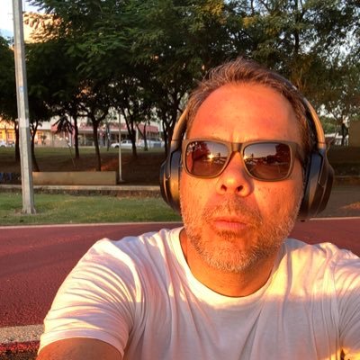 Contra toda forma de opressão...respeito é a Lei.