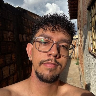 gabrielrsqd28's profile picture. 