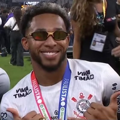 28, músico, fotografo, designer e CORINTHIANO ⚫⚪
