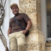 Alexander Castro (@smalbachs) 's Twitter Profile