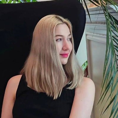 buda314's profile picture. 💫 Founder @ Winter Comics | Ph.D. in Human-centered AI | ex-Google, Deepmind, Microsoft | YC Alum