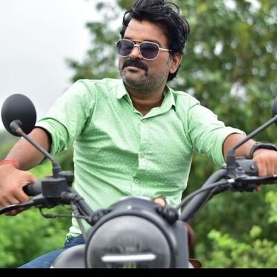 SudhirS57266143's profile picture. 🌹🌹🌹🌹आता हूँ तेरे दर पे महाकाल, अपना सिर झुकाने को 100 जन्म भी कम हैं भोले, एहसान तेरा चुकाने को जय श्री महाकाल
जय श्री महाकाल ❤❤❤❤