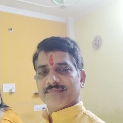 *जिओ और जीने दो*
नशा नाश की जड़ है भाई।
फल इसका अतिशय दुखदाई।।
मांस, मछली,मदिरापान।
ये है राक्षस की पहचान।।
