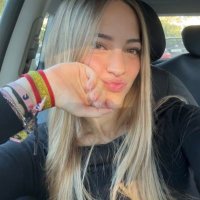 Clau :)) (@claudiia_rr) 's Twitter Profile