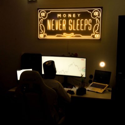 bigtheodc's profile picture. Trade,✈️Travel,🍱Eat🔁Repeat 📖 | CEO/Funds Manager 💰💰Matthew 6:33🗣💹DcRisky💸  Pray 🤲🏿 Wait 📈 Tru$t 💰