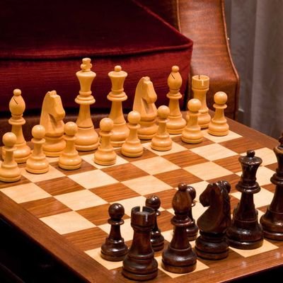 Ingeniero interesado en: mantenimiento, software, hardware, redes sociales, idiomas, música, cine, videojuegos y política progresista.
