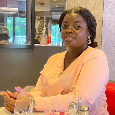 Corporate Leader | Passionate about #WomenInBusiness | Advocate for Diversity & Inclusion | 📈 Turning ideas into impact | Speaker & Mentor | Believer
