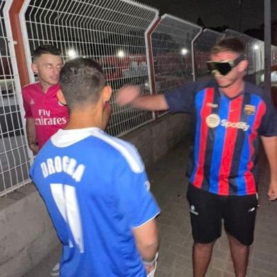 Dekel_n12's profile picture. ברקוני עשה עליי סרטון                                                                      

יודע את כל המדינות בעולם בעל פה