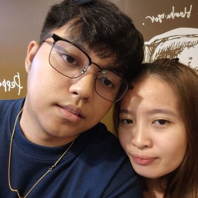 sunshayneee_'s profile picture. rhenz ❤️