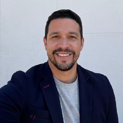 Esposo y Padre enamorado 🎀 🧸 Dios, familia, tecnología y fútbol.