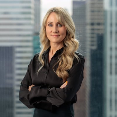 Investigative reporter for @business; feature writer for @BW. President of @NYFWA. Adjunct Prof @Columbiajourn. Kiwi 🥝