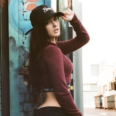 ClarissaCLC's profile picture. Defiance. 

Graduated from @CrucibleAcademy

(RP)