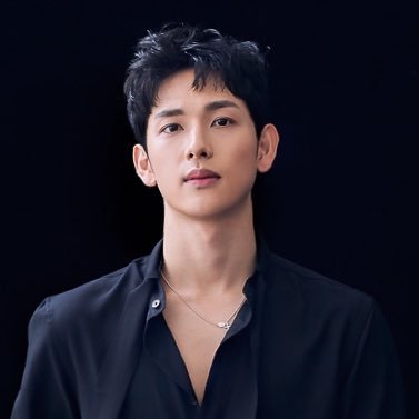 Account to protect Yim Siwan from malicious and defamatory posts | DM us the accounts and tweets that need to be reported 📩
