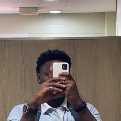 Femi🧸 Profile