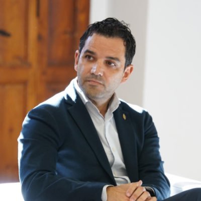 Ferroviario e Ingeniero | Tirador de #LaCordà | Senador por Valencia 🇪🇸 | Miembro Comité Federal🌹