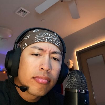 @ActionLegacy || Live on https://t.co/qpNiesnYWf Streamer/CC for @NorthernForces