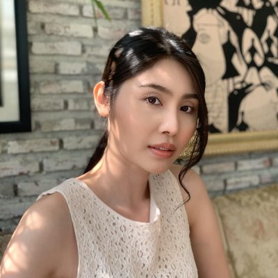 fiona1025_fiona's profile picture. Hometown: Osaka, Japan. Immigrated to the United States. Lives in Los Angeles. Likes food. Travel