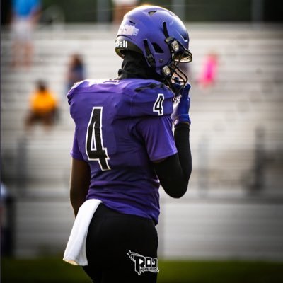 Eltonander44071's profile picture. 6’2| 170Lbs | Wr/DE/Ath | GPA 2.80| C/O 2027 | andelt3115@ccsdschools.com