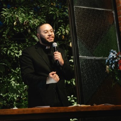 Cristão, Pastor Presbiteriano, Teólogo, Jornalista, Cruzeirense.