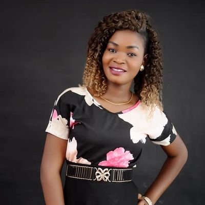 Oyeniran322's profile picture. 