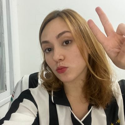 É tempo de Botafogo! 🔥🔥🔥Comentarista da rotina. Reclamo de tudo um pouco e dou voz ao silêncio que me entedia.