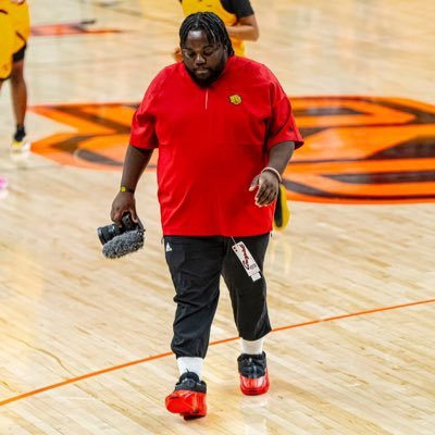 Assoc. Dir. of Strategic Communications/Creative Director @UAPBLionsRoar | UAPB Alum 👨🏾🎓| NUPE♦️| #GGG 🙏🏾| 870MADE 🏚 |