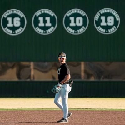 5”9/155lbs/middle infielder/pitcher/knoxville catholic☘️/class of 28 /📲 865-719-9856