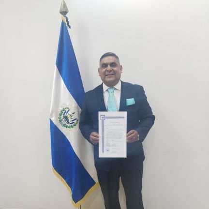 CarlosG49902654's profile picture. casado, dos hijos, licenciado en ciencias Jurídicas