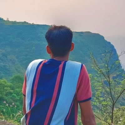 • दैवत छत्रपती शिवशंभू..🙏🏻 | मी महाराष्ट्राचा महाराष्ट्र माझा..🧡 | महाराष्ट्र सैनिक..🚂🚩 | लेखक..✍🏻 | दुर्गवेडा..🧗🏻•