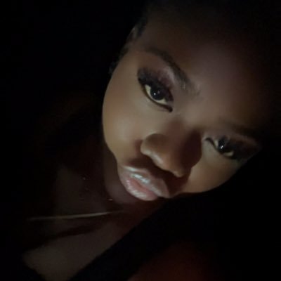 s_delalii's profile picture. don't compromise yourself you're all you've got👌