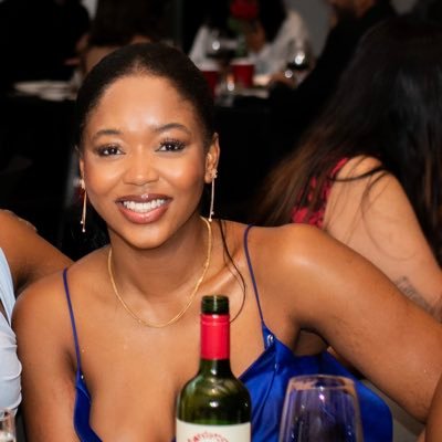 A Unique and Ethereal Expression of God. Purposefully in pursuit of a dream. Fashion| Beauty| Lifestyle| Medicine🌆🥂